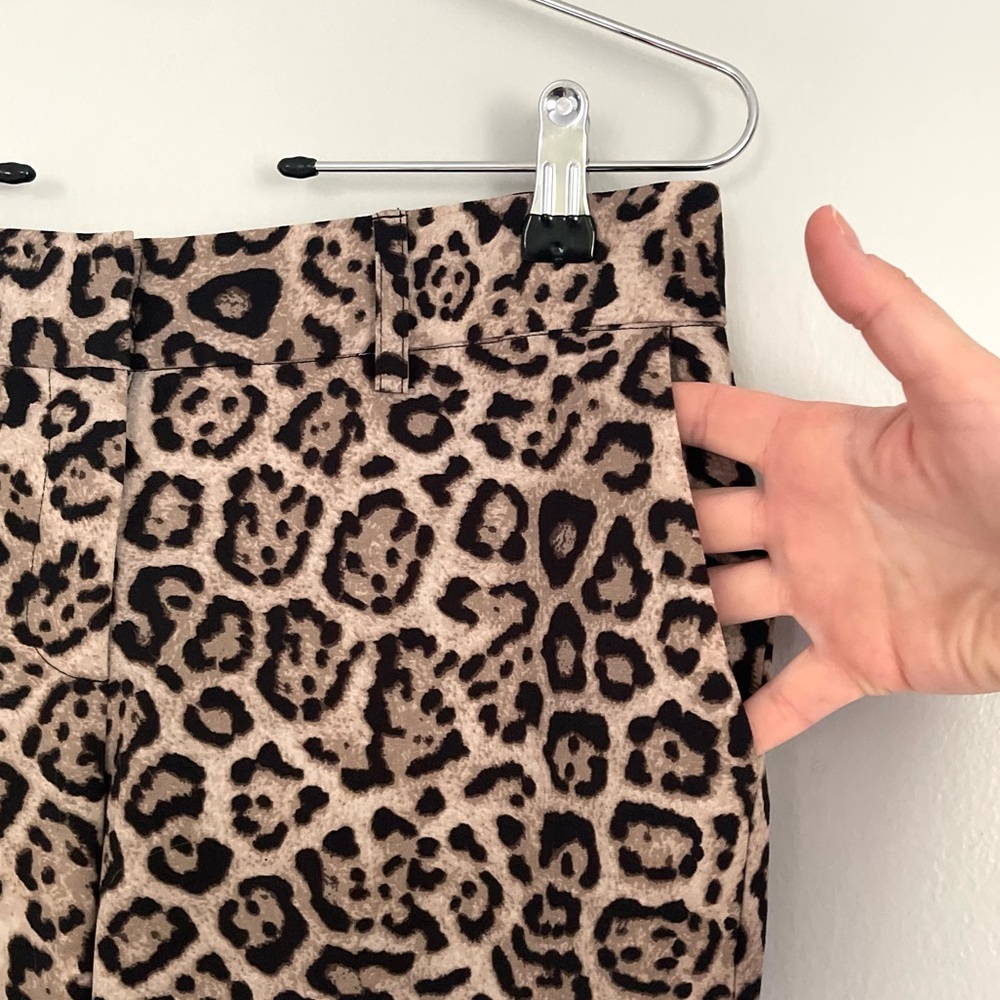 Victoria’s Secret leopard print pants. - Picture 4 of 9
